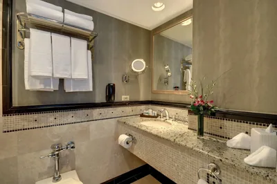 Guest room at The Whitehall Hotel