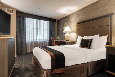 Guest room at The Whitehall Hotel