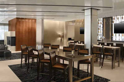 Restaurant and bar at Hotel Chicago Downtown, Autograph Collection