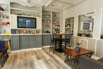 Lobby at Chicago Parthenon Hostel