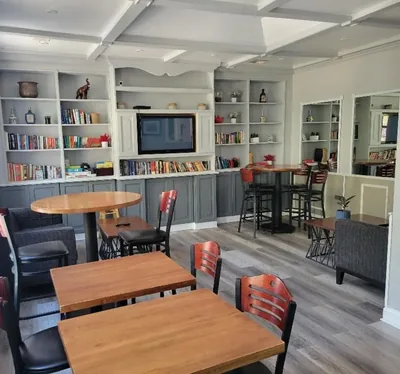 Lobby at Chicago Parthenon Hostel
