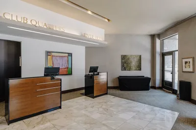 Lobby at Club Quarters Hotel, Wacker at Michigan