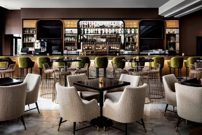 Restaurant and bar at The Gwen, a Luxury Collection Hotel
