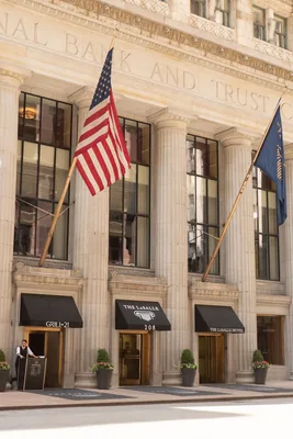 The LaSalle Chicago, Autograph Collection exterior