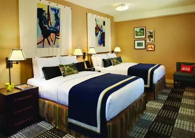 Guest room at Hotel Lincoln