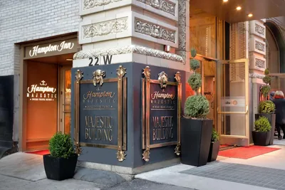 Hampton Inn Chicago Downtown/N Loop/Michigan Ave exterior