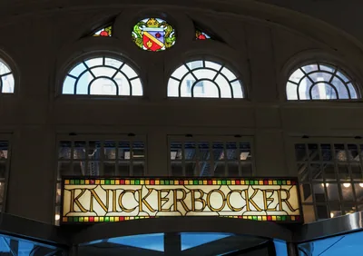 Restaurant and bar at Millennium Knickerbocker Hotel Chicago