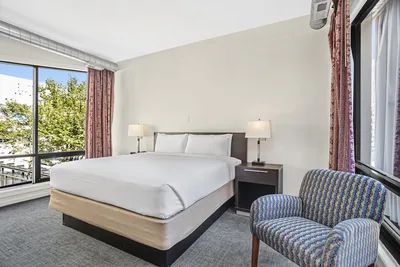 Guest room at Ohio House Motel