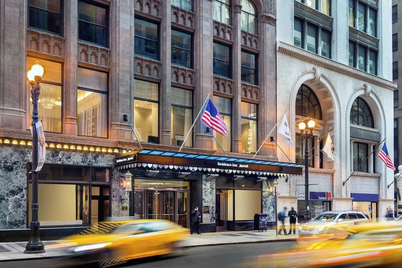 Residence Inn Chicago Downtown/Loop/Loop exterior