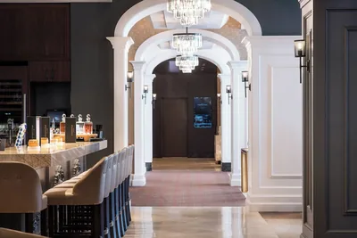 Restaurant and bar at Residence Inn Chicago Downtown/Loop/Loop