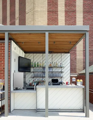 Restaurant and bar at The Robey