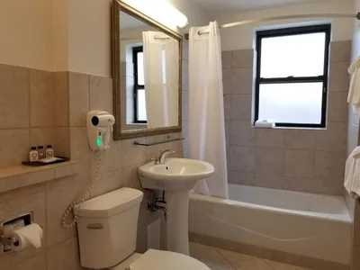 Guest room at Hotel Versey