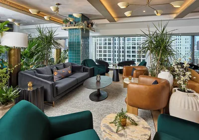 Restaurant and bar at Viceroy Chicago
